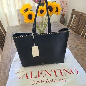 Valentino Rockstud Large Grainy Leather Shopper Tote, Black